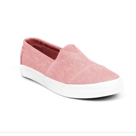 Nature Breeze Shoes - Nature Breeze Slip On Women's Canvas Sneakers in blush